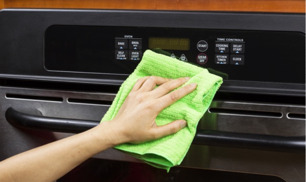 pulire il forno